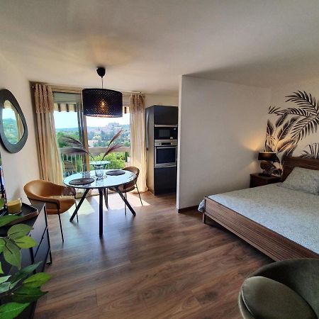 La Loge Du Chateau ! "Climatise" Gréoux-les-Bains Екстериор снимка