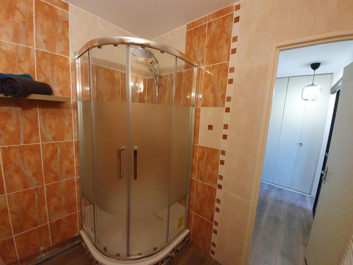 La Loge Du Chateau ! "Climatise" Gréoux-les-Bains Екстериор снимка